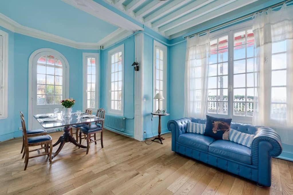 Villa La Petite Normandy Vue Mer in Trouville-sur-Mer, Lisieux und Umgebung