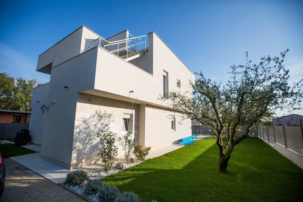 Villa Virtus in Karigador mit privatem Pool zu vermieten in Karigador, Općina Brtonigla
