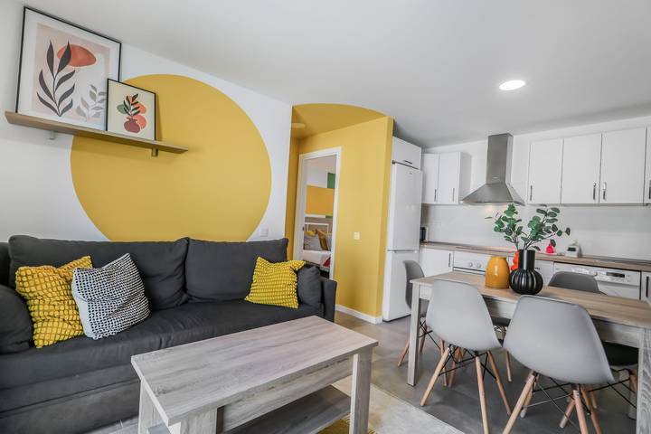 Entire apartment, Penthouse City Hub Stay La Sorrueda in Vecindario, Santa Lucía de Tirajana