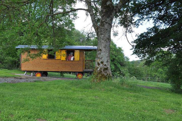 Gîte pour 4 personnes, avec jardin et vue sur le lac