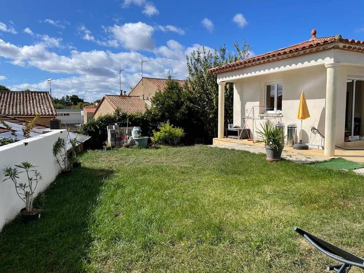 Location de vacances pour 6 personnes, avec piscine ainsi que jardin et vue à Alignan-du-Vent - 4