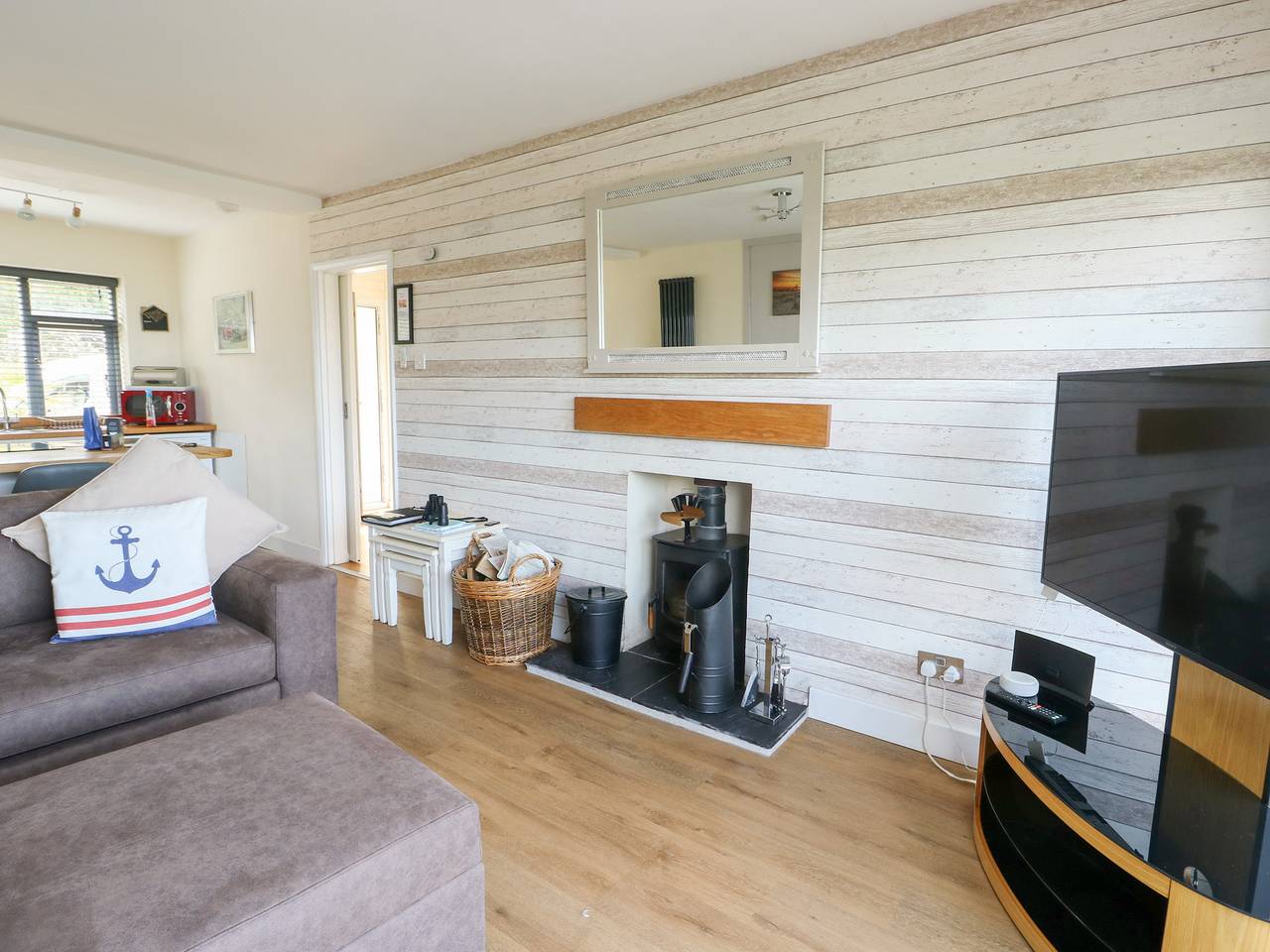 Daisy Cottage in Benllech, Isle of Anglesey