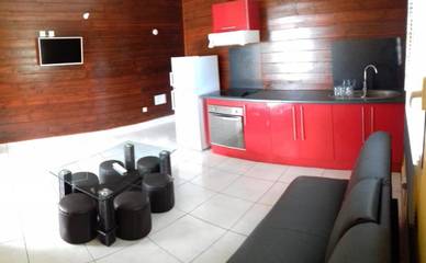 Gîte pour 2 personnes, avec terrasse à Baillif
