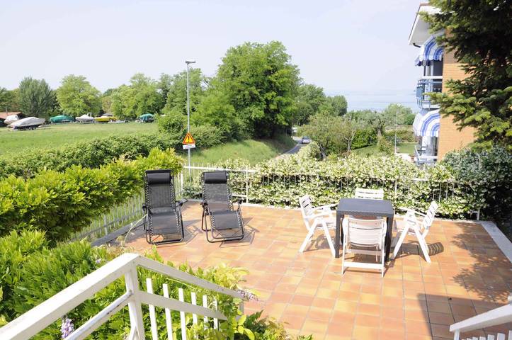 Gîte pour 6 personnes, avec jardin à Lazise - 2