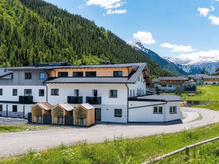 Ferienwohnung für 9 Personen, mit Balkon und Sauna in Hinterglemm