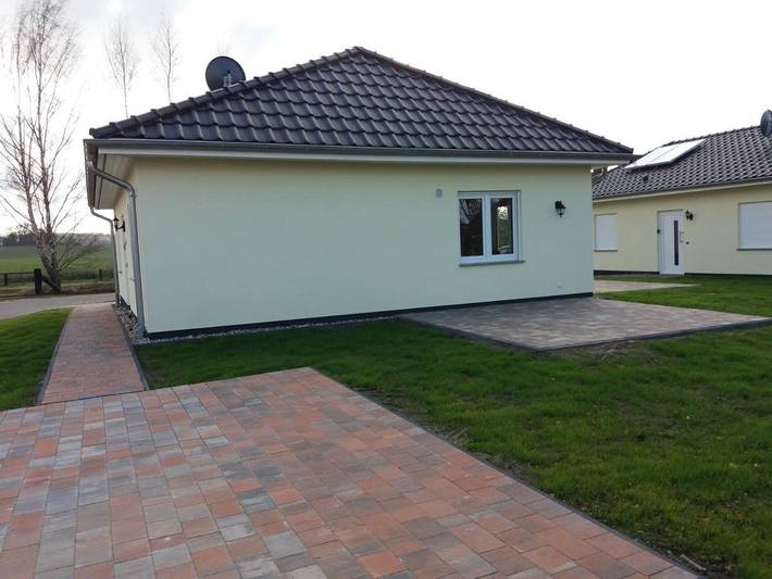 Ferienhaus für 4 Personen, mit Terrasse und Garten in Ralswiek