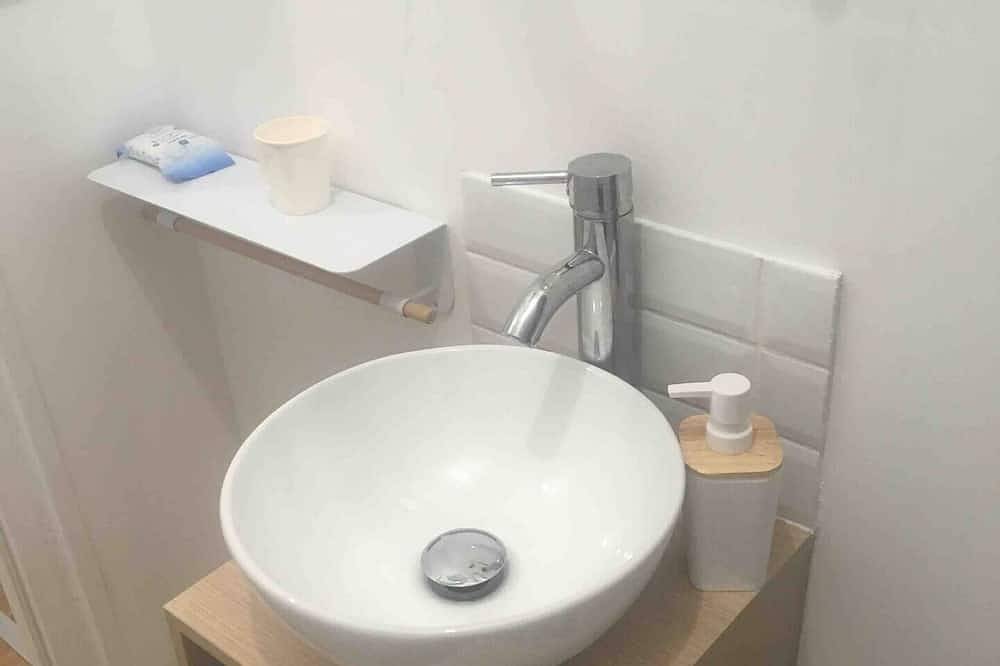 Appartement entier, Studio 19 - Classé 2 étoiles in Dole, Jura