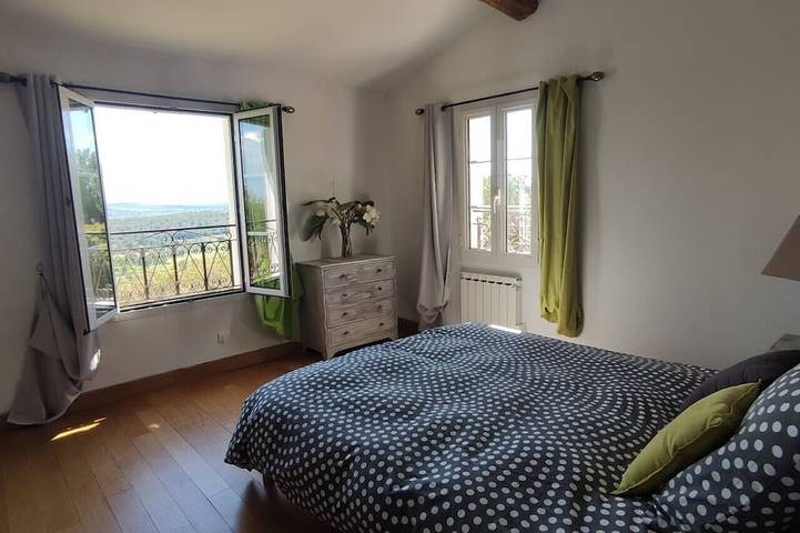 Location de vacances pour 9 personnes, avec terrasse et jardin à Moissac-Bellevue - 2