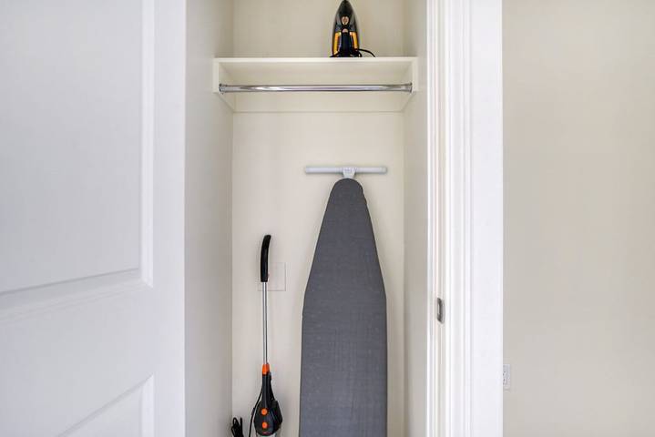 Vacation rental for 4 people, with balcony and pool in Palo Alto