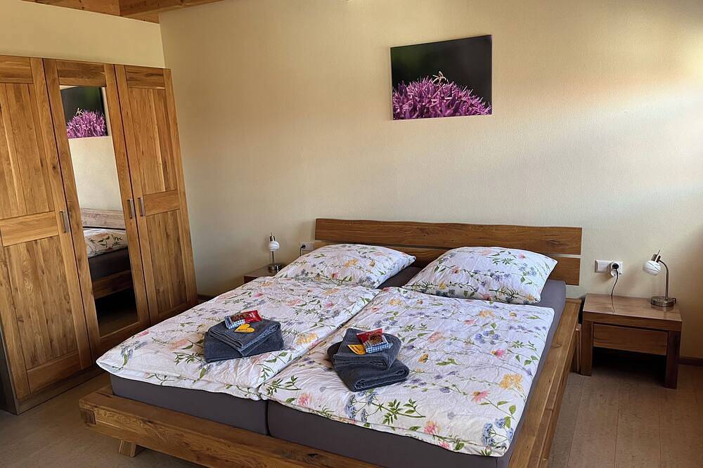 Ganze Wohnung, Wunderschöne Ferienwohnung, idyllische Landschaft, nahe Rothenburg ob der Tauber in Blaufelden, Hohenlohe