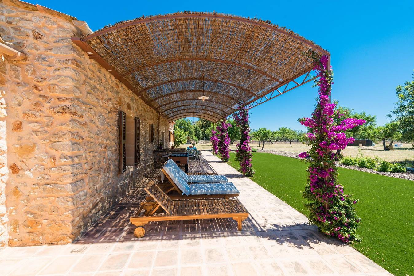 Paratge De Son Toniet - Apartamento con piscina privada en Buger. Wifi Gratis in Búger, Interior de Mallorca