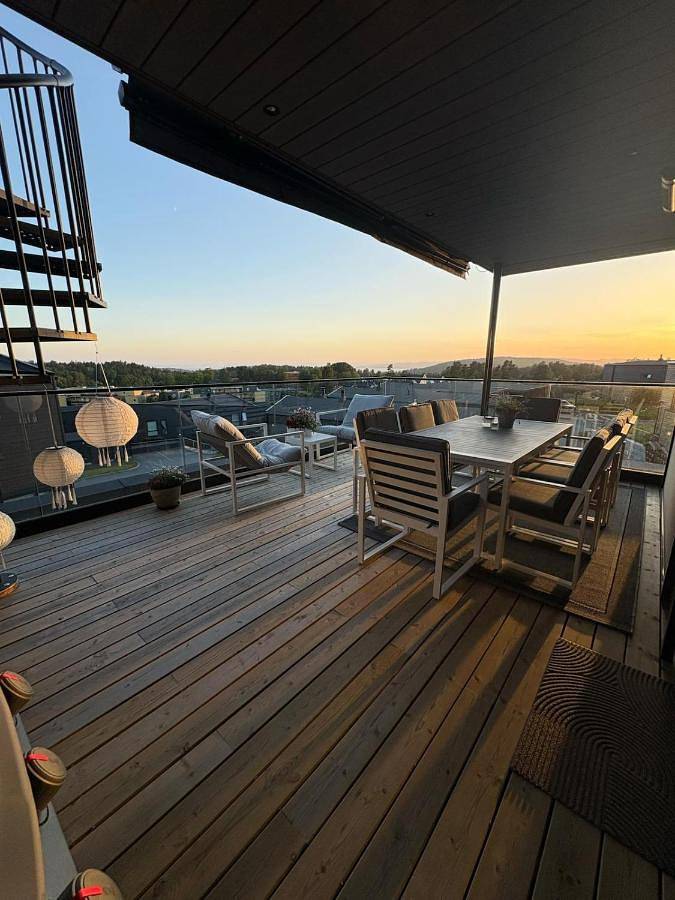 Villa für 9 Personen, mit Ausblick und Garten - 1