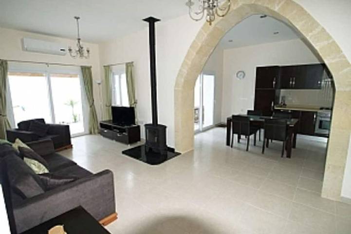 Maison de vacances pour 5 personnes, avec terrasse ainsi que jardin et jacuzzi - 1