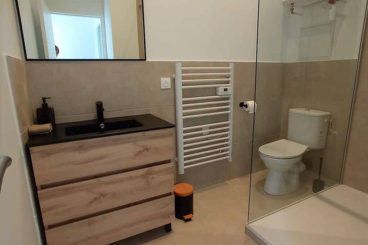 Location de vacances pour 4 personnes, avec jardin ainsi que piscine et terrasse, animaux acceptés à Anduze - 3