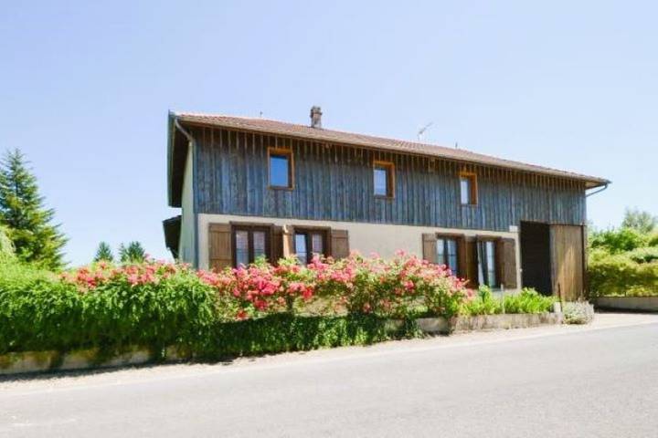 Gîte pour 4 personnes, avec terrasse et jardin - 1