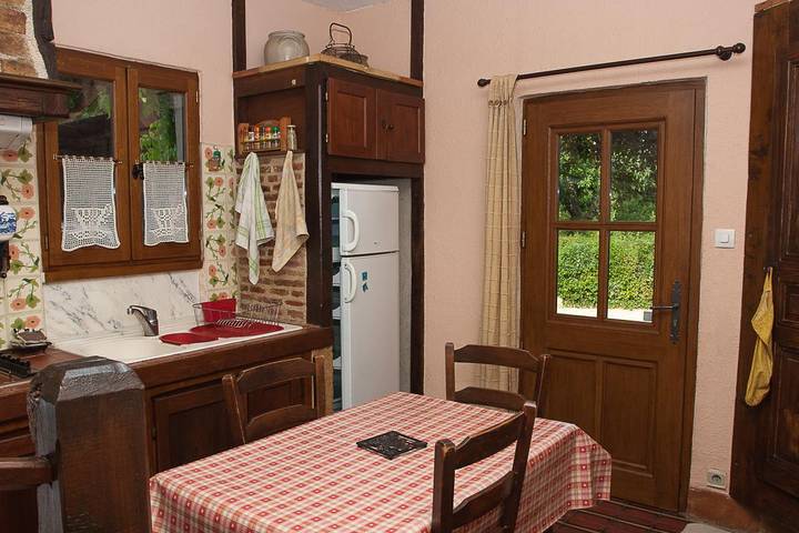 Gîte pour 6 personnes, avec jardin à Mâcon - 2