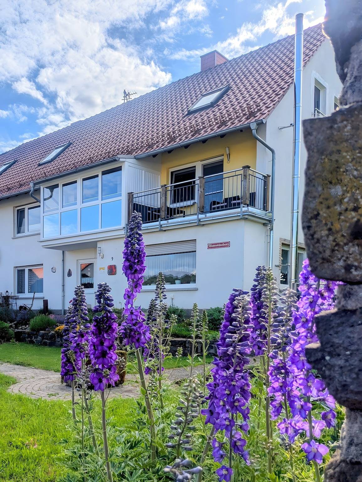Ganze Wohnung, Apartment 'Wiesenschneiders' mit gemeinsamer Terrasse, Gemeinschaftsgarten und Wlan in Nieder-Moos, Freiensteinau