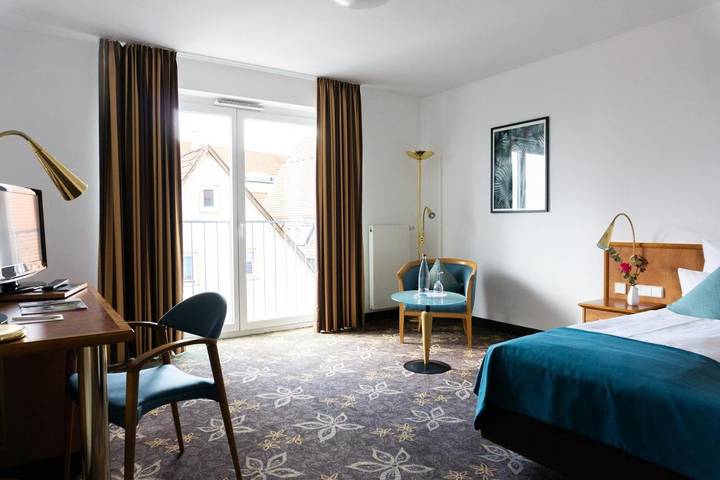 Hotel für 2 Personen, mit Terrasse und Sauna in Öhringen - 3