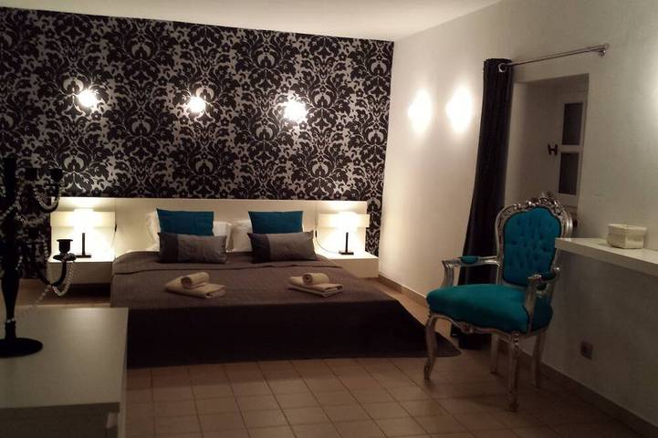 Gîte pour 24 personnes, avec jardin à Goudargues - 2