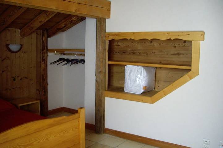 Location de vacances pour 7 personnes, avec terrasse et jardin à Orelle - 4