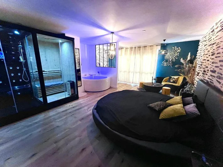 Apartamento de vacaciones para 2 personas, con terraza además de sauna y jacuzzi - 1