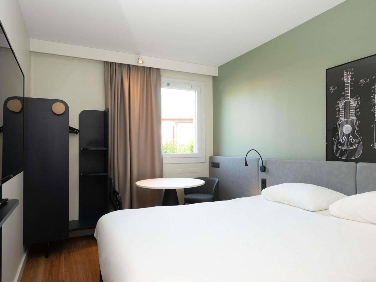 Ibis Reims Tinqueux in Tinqueux, Marne