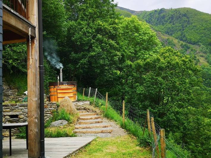 Gîte pour 13 personnes, avec jardin et jacuzzi à Melles - 3