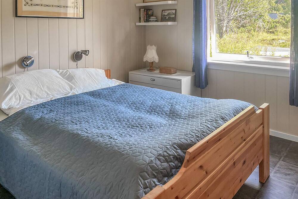 Stunning home in Digermulen with kitchen in Vågan