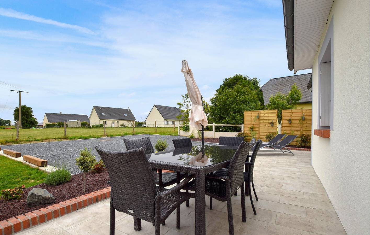 Villainville View Gartenwohnung mit WiFi und Parkplatz in Beaurepaire (Seine-Maritime), Le Havre und Umgebung