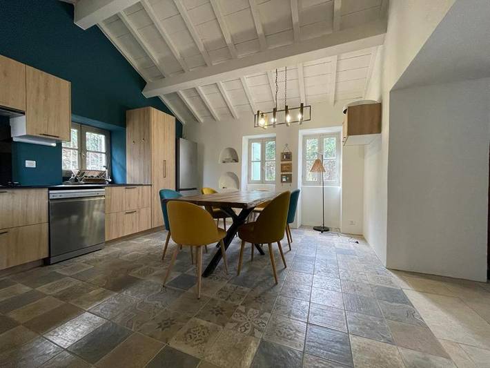 Location de vacances pour 10 personnes, avec terrasse ainsi que vue et jardin, adapté aux familles à Ersa - 4