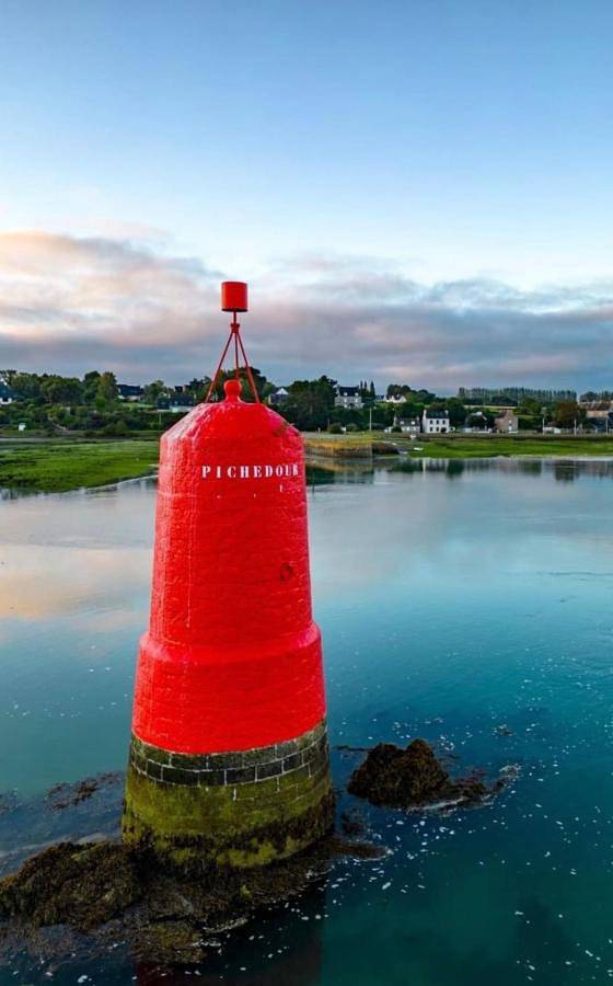 Location de vacances pour 7 personnes, avec jardin à Guimaëc - 2