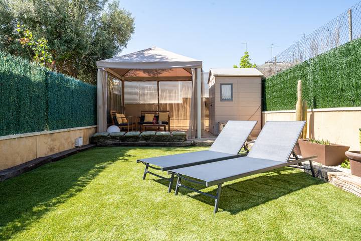 Location de vacances pour 8 personnes, avec jardin à Calafell - 4