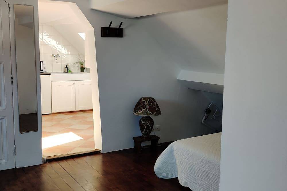 Appartement entier, Charmant 2 pièces à quelques minutes de Disneyland. in Lagny-sur-Marne, Seine-et-Marne