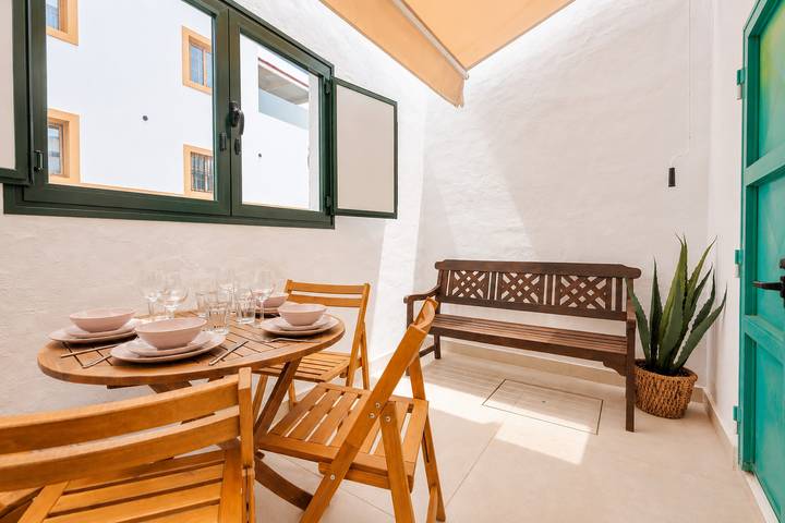 Avocado Corner House in Arrecife Centro, Arrecife