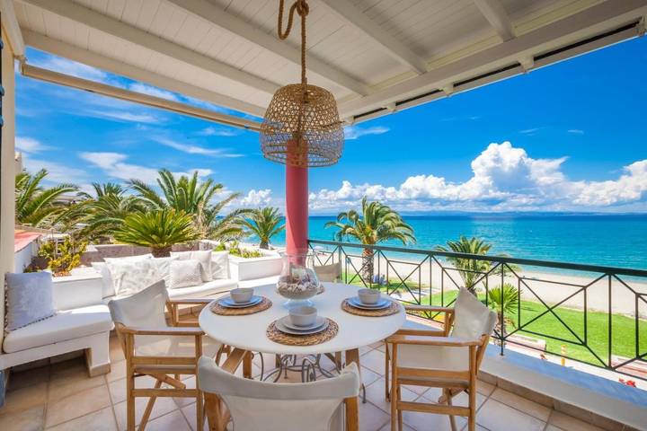 Ferienhaus für 6 Personen, mit Balkon und Terrasse sowie Garten und Ausblick