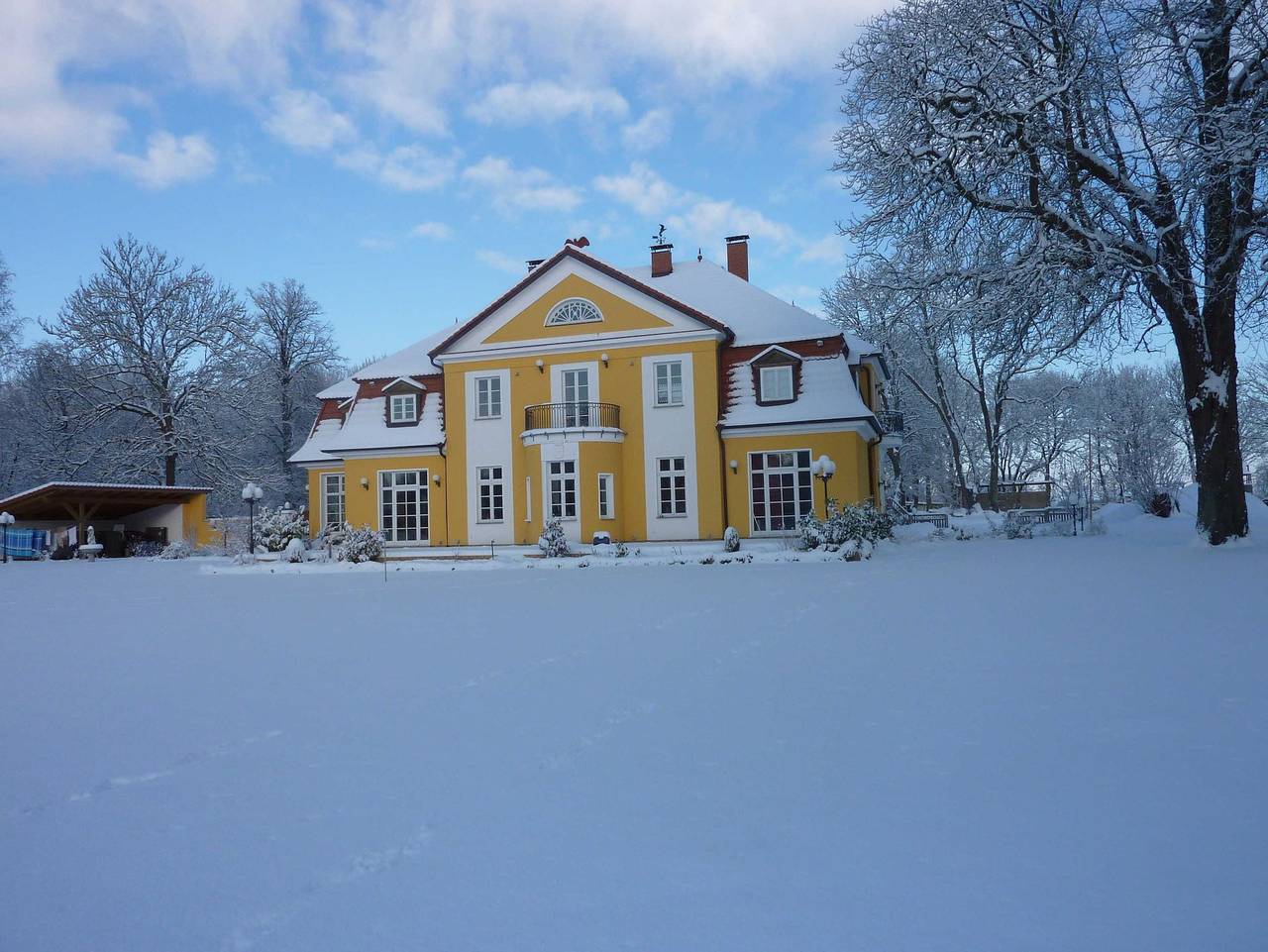Ganze Ferienwohnung, Herrenhaus Poppelvitz - Ferienwohnung Schloss-Sekretariat in Zudar, Garz/Rügen