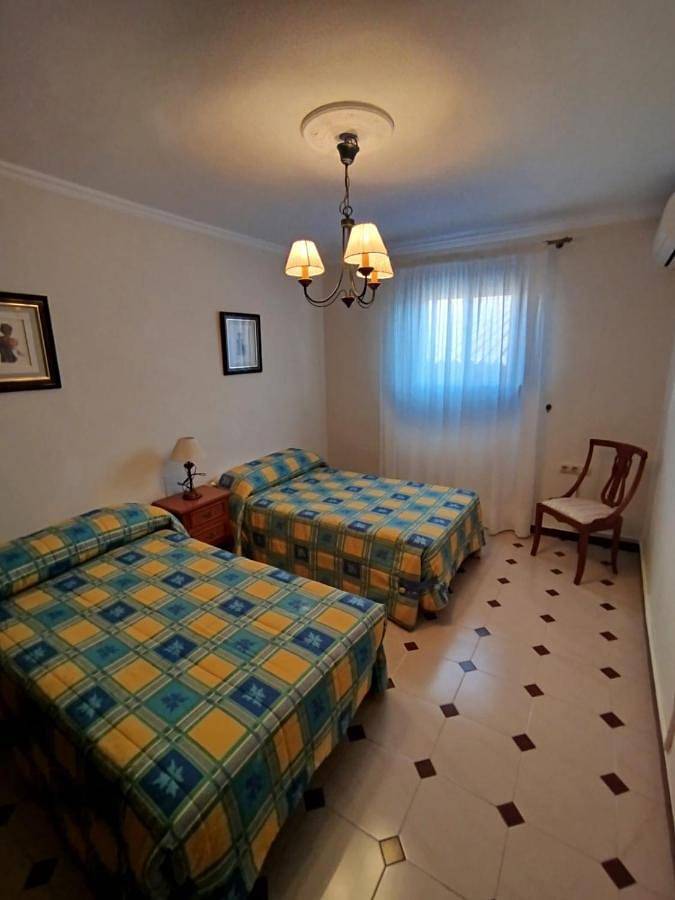 Casa rural para 6 personas, con Balcón además de Terraza y Vistas en Yunquera - 3