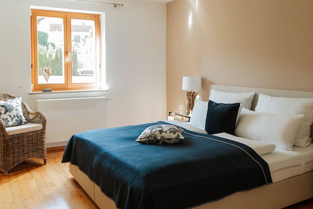 Charmante Chalet-Suite in Dießen am Ammersee in Dießen am Ammersee, Ammersee