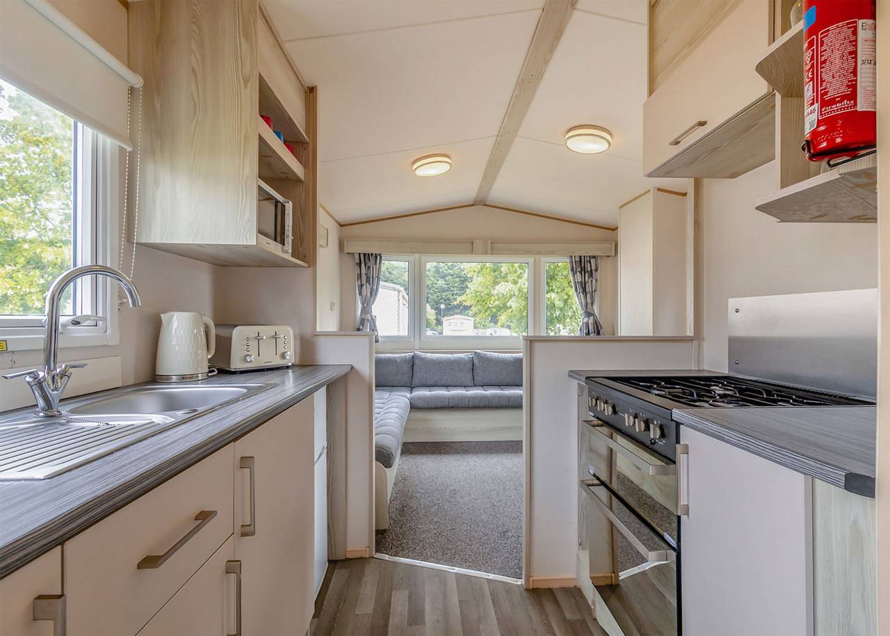 Bronze 2 Bedroom Caravan, Sleeps 4 in Clacton-on-Sea, Essex