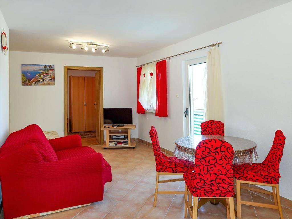 Cały apartament, Apartament wakacyjny dla 4 osób z ogród in Vinisce, Żupania splicko-dalmatyńska