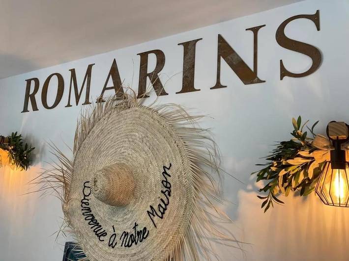 Location de vacances pour 6 personnes, avec piscine et jardin à Saint-Didier - 2