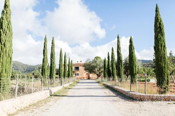 Casa de familia para 2 personas, con jardín y piscina - 1