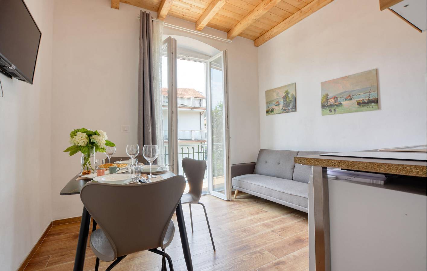 Appartement de vacances entier, Séjour au bord de la mer avec terrasse et parking - à 800 m de la plage in Chiavari, Riviera di Levante