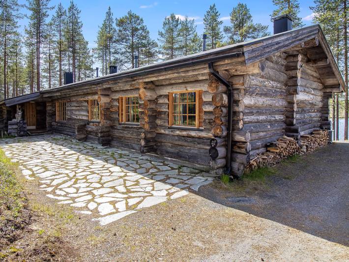 Ferienhaus für 11 Personen, mit Sauna und Seeblick in Kuusamo