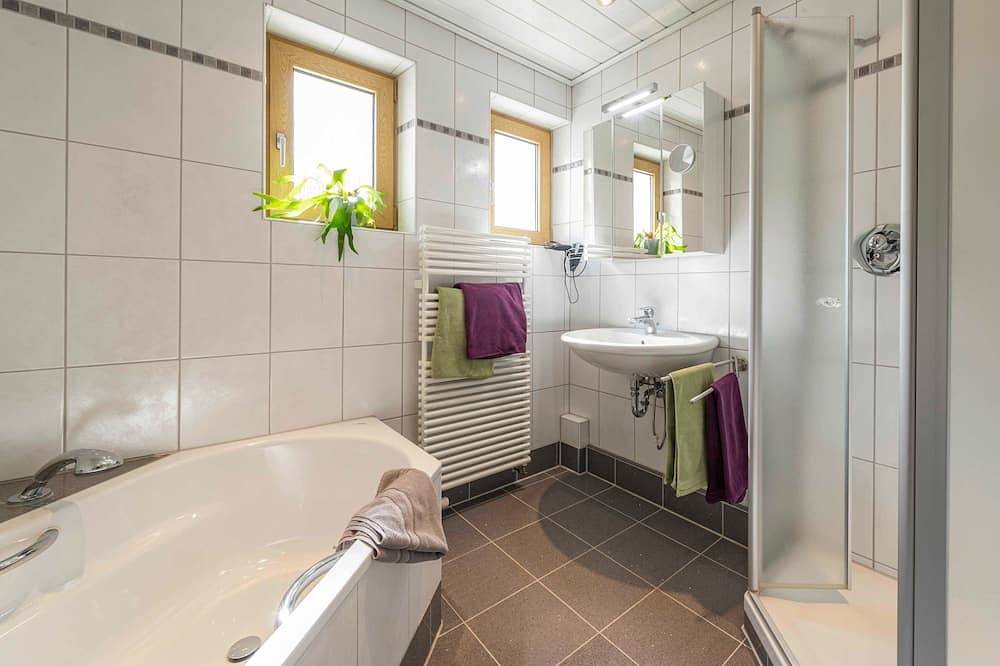 Ganze Wohnung, Ferienwohnung auf der langen Meile - Ferienwohnung Auf der Langen Meile in Ebermannstadt, Fränkische Schweiz
