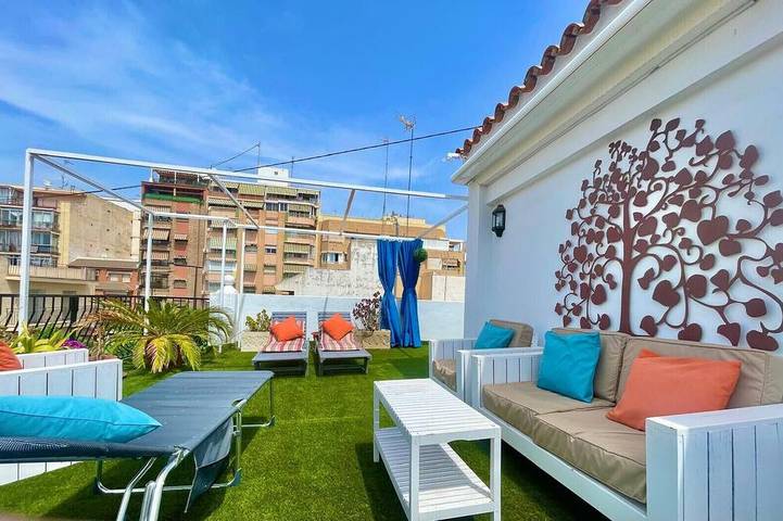 Escapadas de fin de semana para 8 personas, con jardín y balcón en Benidorm