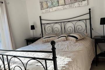 Maison De Vacances pour 4 Personnes dans Suze-la-Rousse, Région de nyons, Photo 2