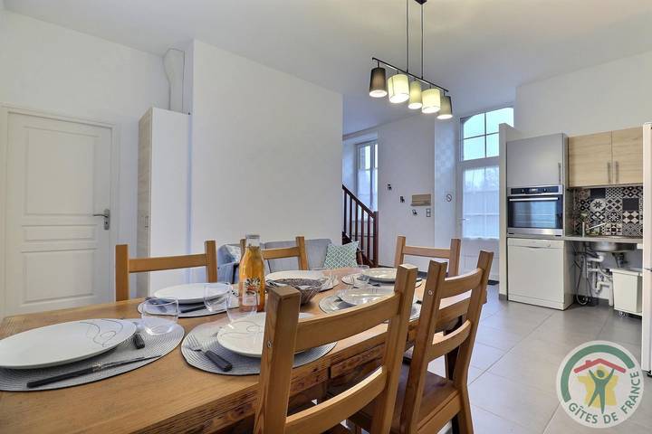Gîte pour 6 personnes, avec Terrasse ainsi que Jardin et Vue dans La Chapelle-Janson - 3