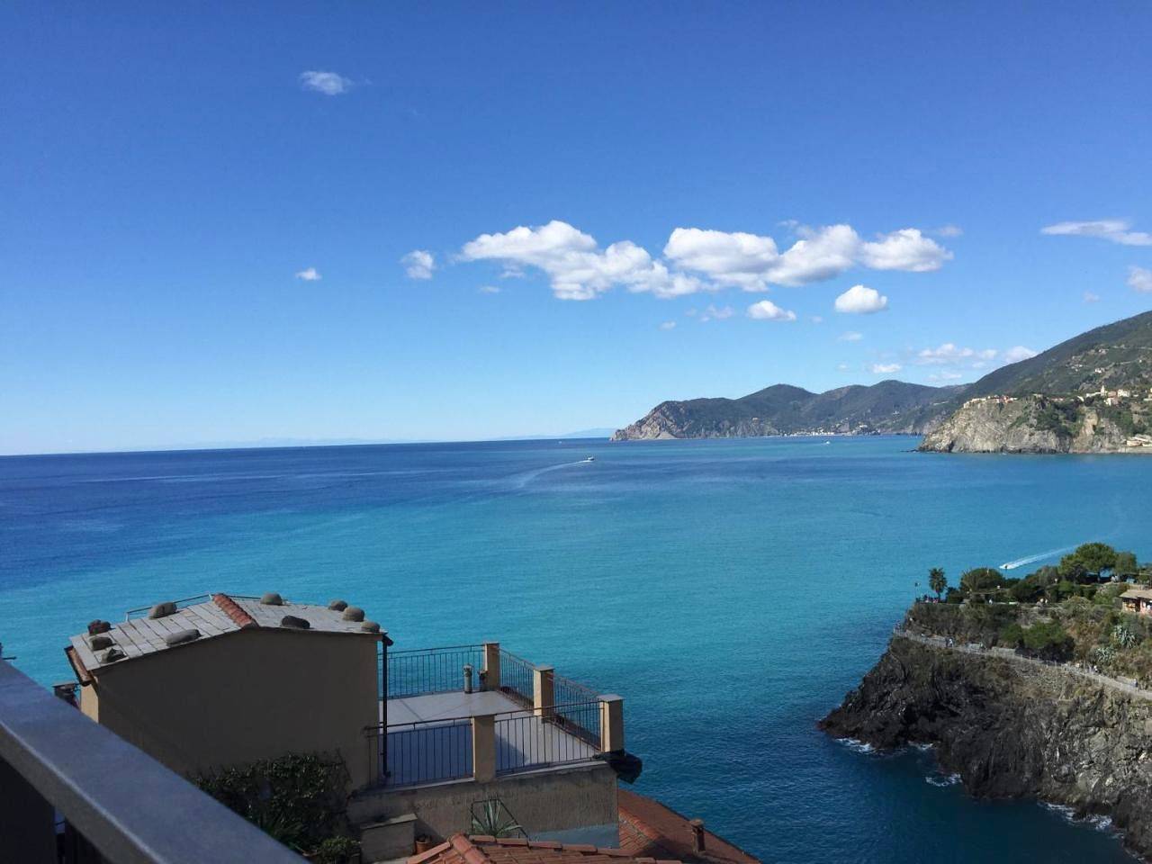 La Linea D'Acqua in Manarola, Riomaggiore Gemeente