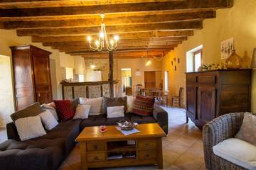 Gîte pour 6 Personnes dans Lalinde, Périgord Pourpre, Photo 2